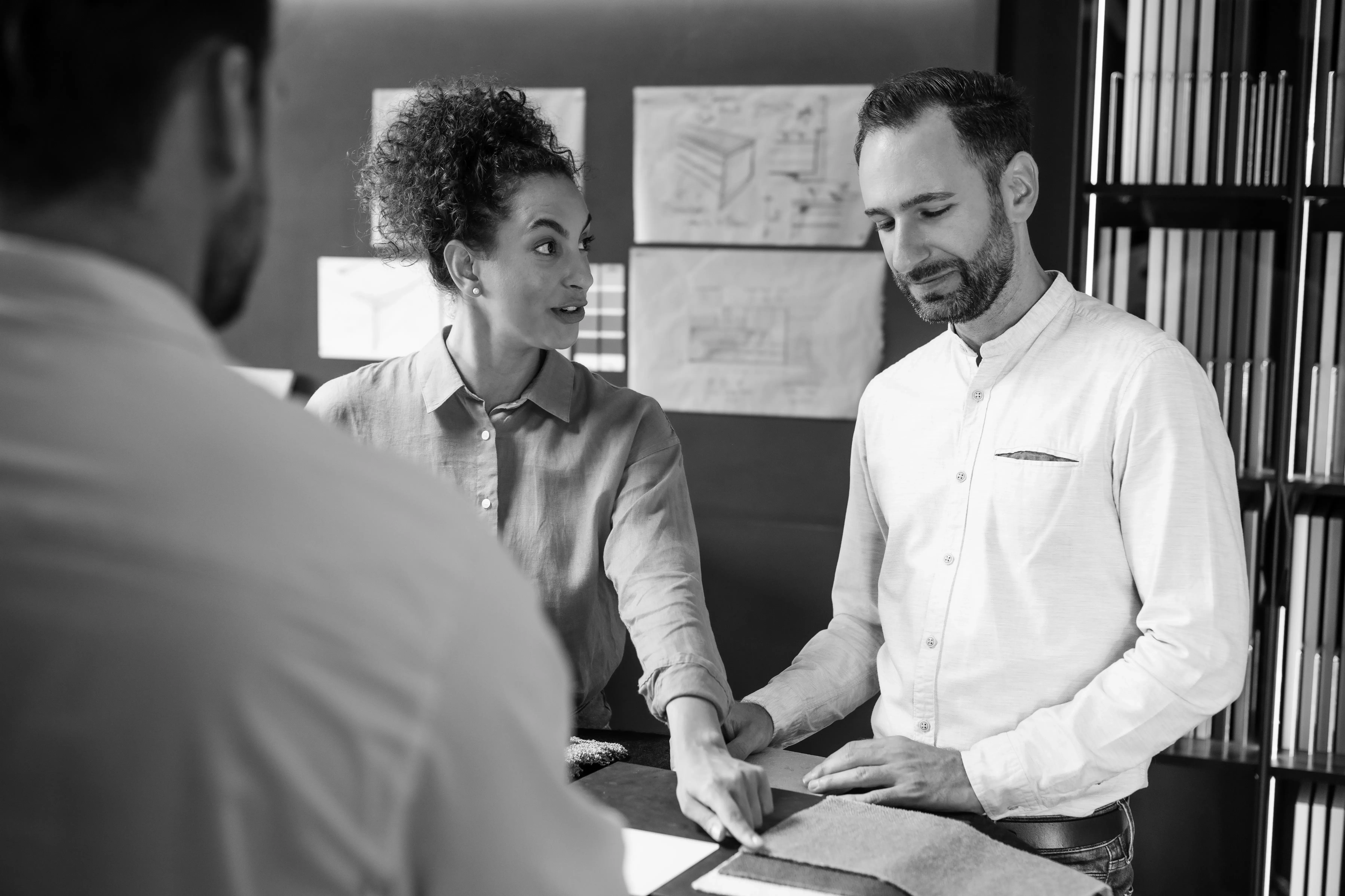 Beratungsgespräch Küchenkauf Menschen