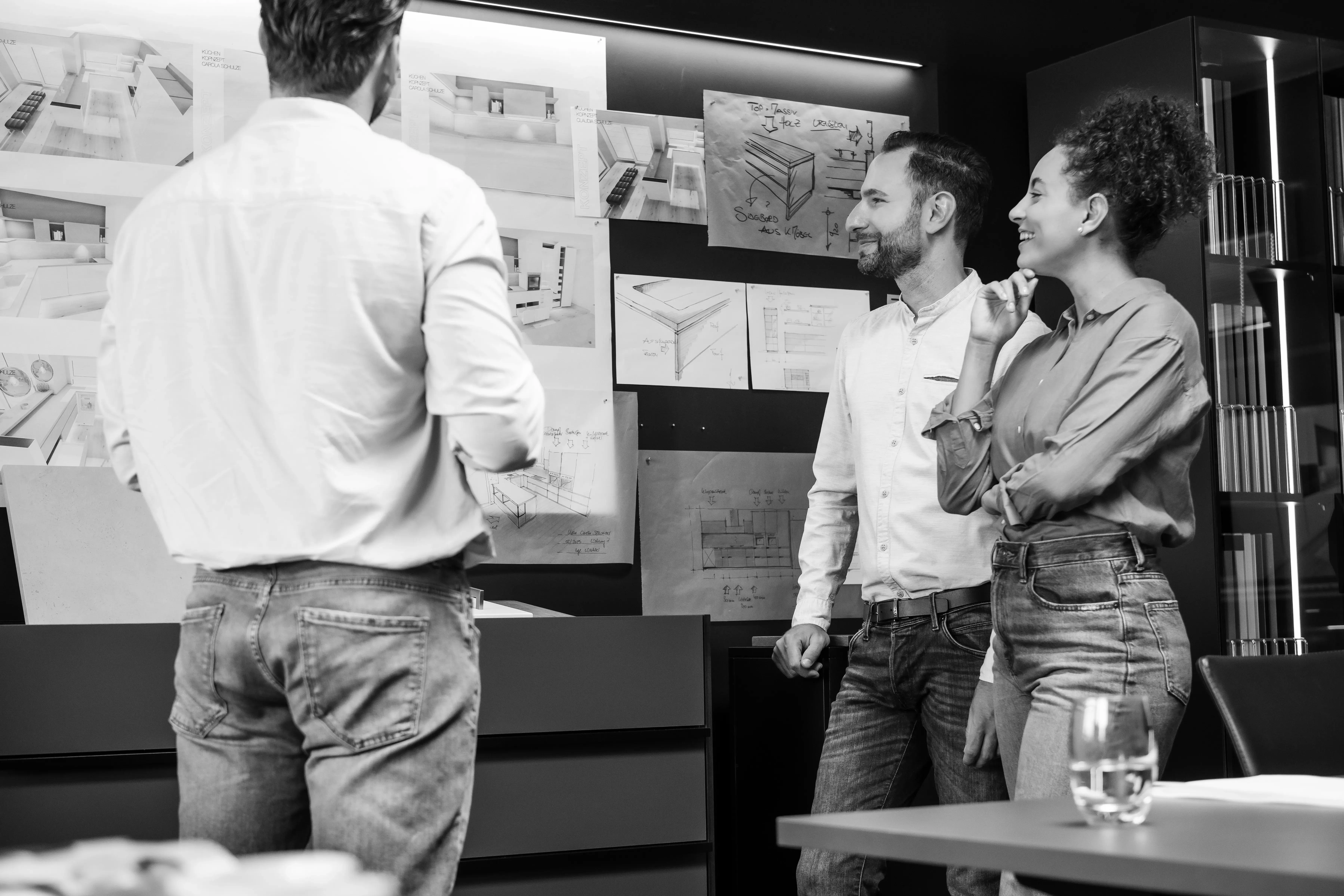 Beratungsgespräch Küchenkauf Menschen